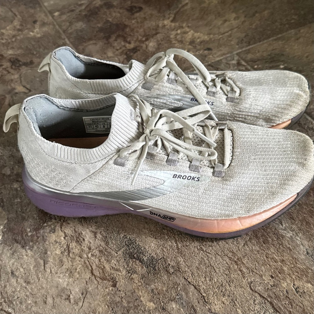 Brooks Running Ricochet 2 Shoes‎ Women's Size 11 Medium Width Grey Grape